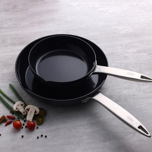 Ultimate Pro Ceramic 20cm & 28cm Frying Pan Set - Zyliss UK